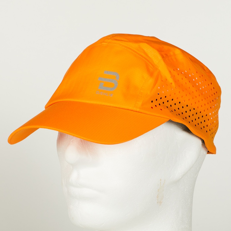 "DAHLIE" CAPS ATHLETE